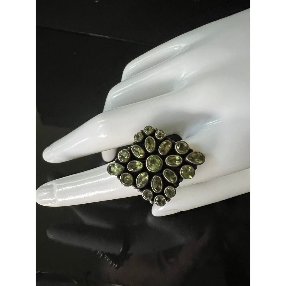 Vintage Artisan Large Natural Peridot Shield Sterling Silver Ring - Picture 7 of 14